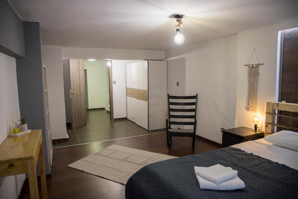 Billys House Apartment ตริกาลา ภายนอก รูปภาพ